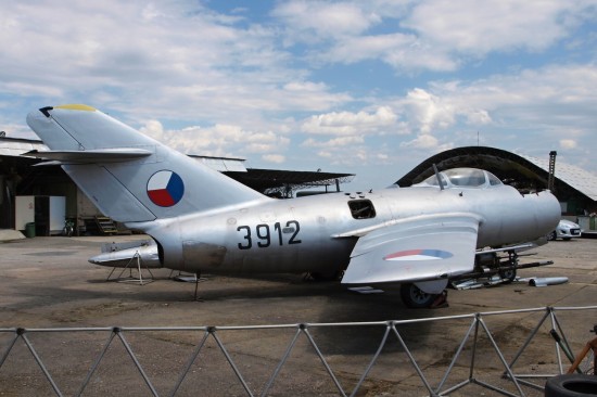 Mikojan-Gurjevič MiG-15bis "Fagot" - 3912