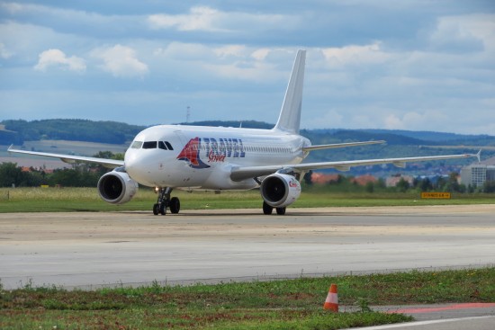 Airbus A320-212 - YL-LCJ
