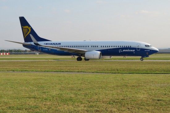 Boeing 737-8AS - EI-DCL
