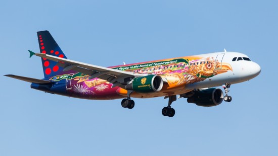 Brussels Airlines A320-214 Tomorrowland livery