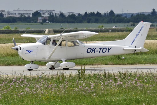 Reims F172P Skyhawk - OK-TOY