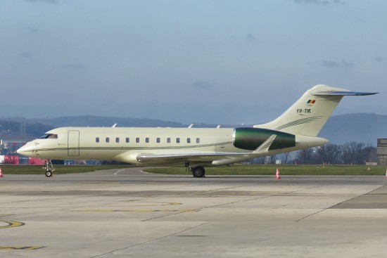 Bombardier Global 5000 (BD-700-1A11) - YR-TIK