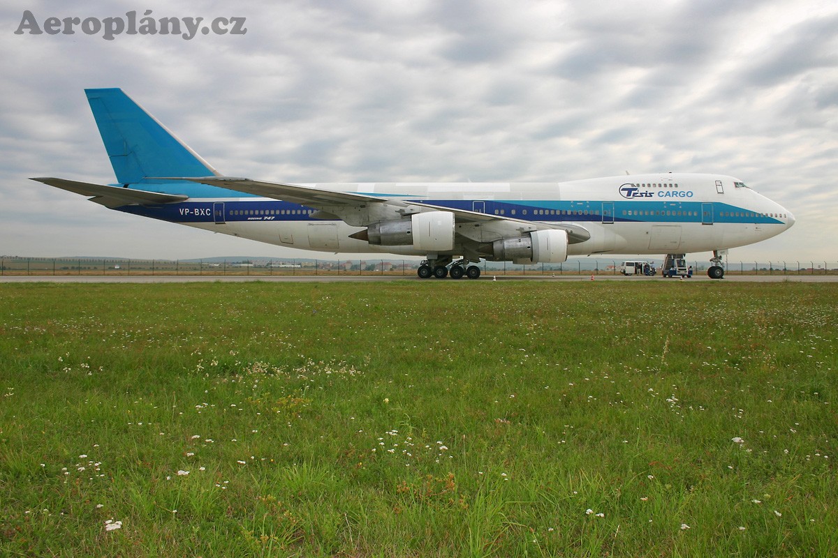 Boeing 747-258C - VP-BXC