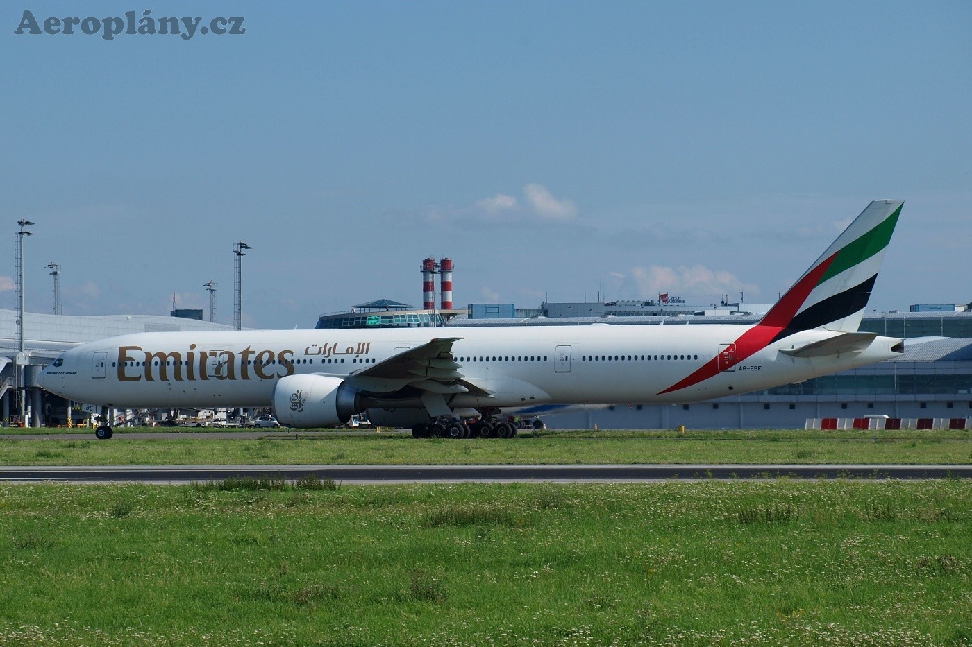 Boeing B777-36N/ER - A6-EBE