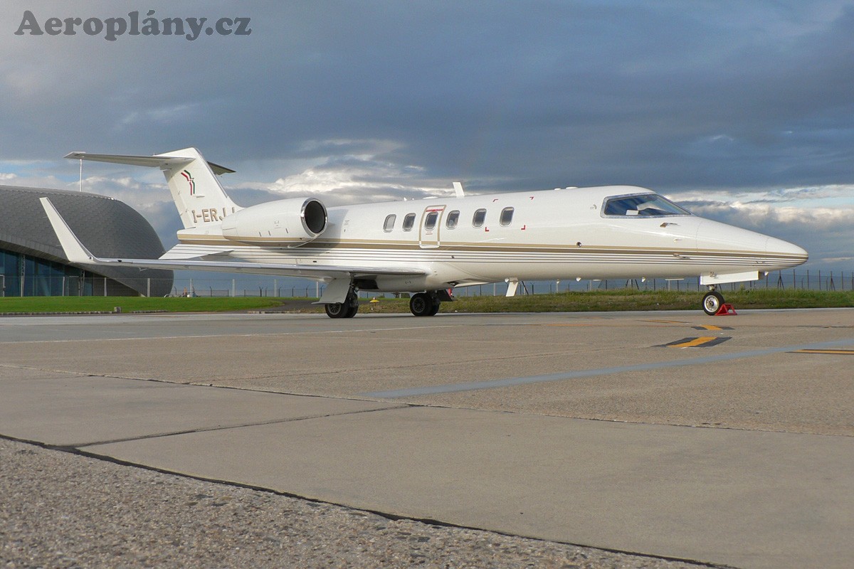 Bombardier Learjet 40 - I-ERJJ