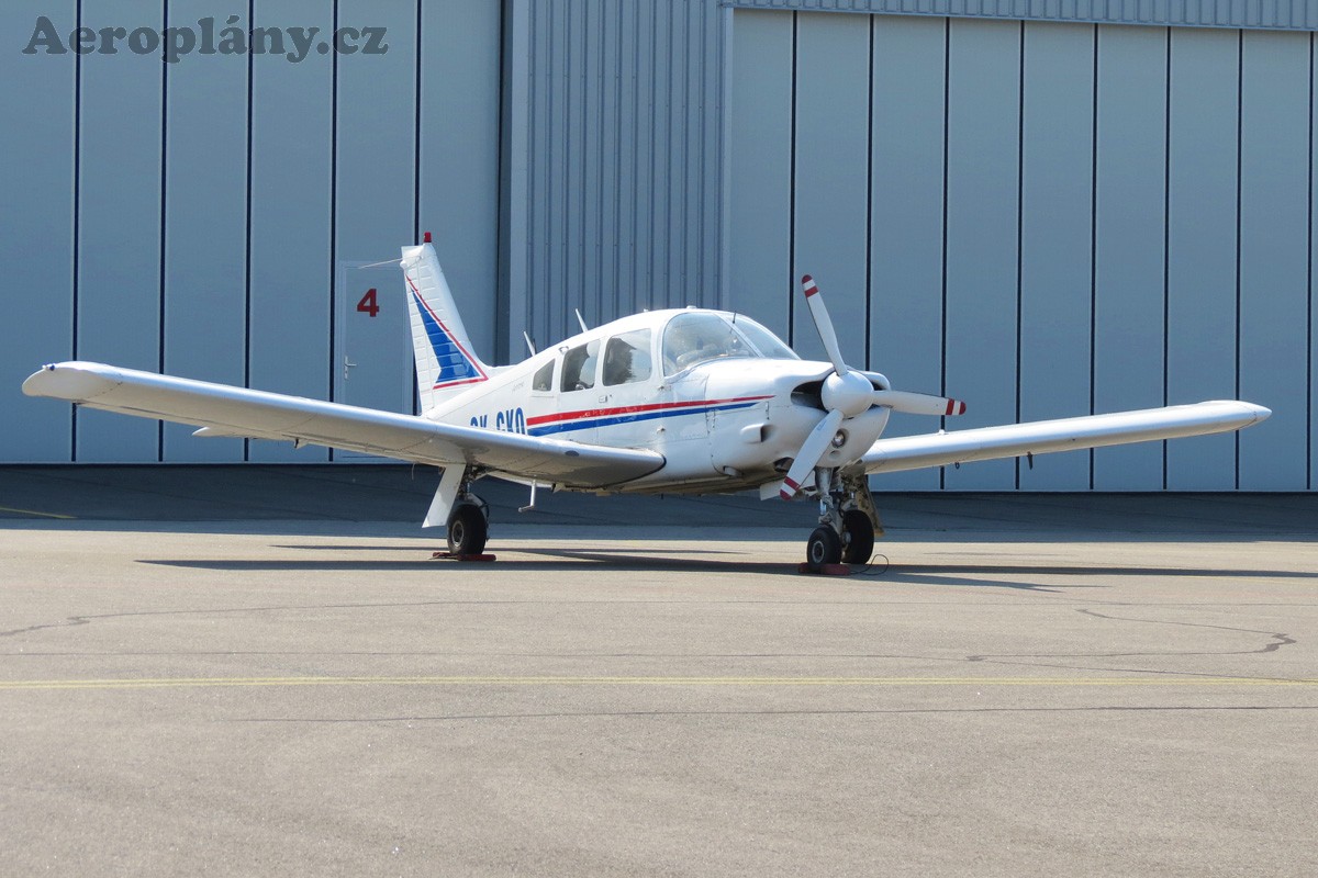 Piper PA-28R-200 Cherokee Arrow II - OK-GKO