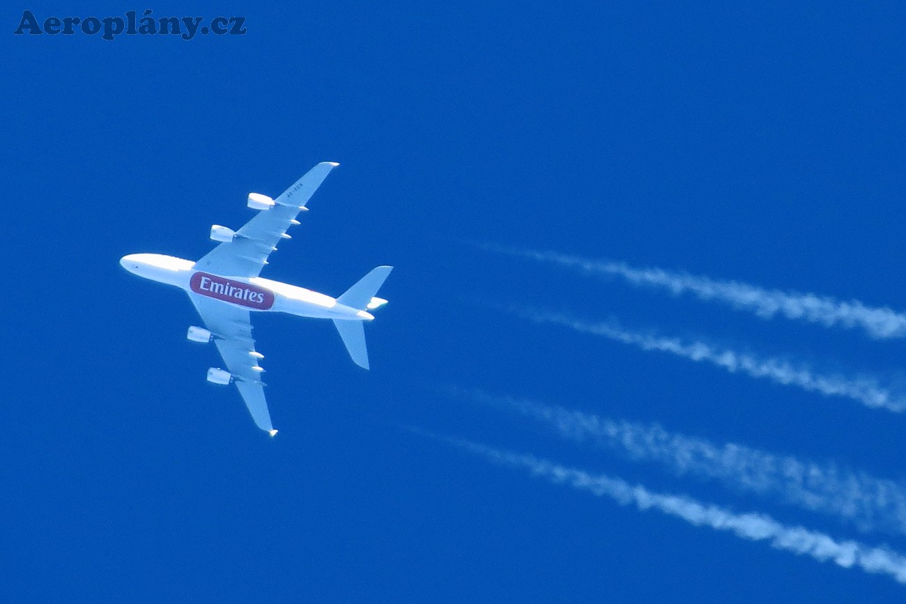 Airbus A380-861 - A6-EEN