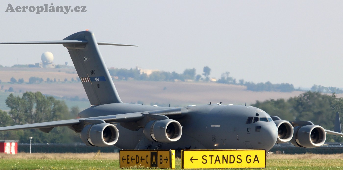 Boeing C-17A Globemaster III - 01