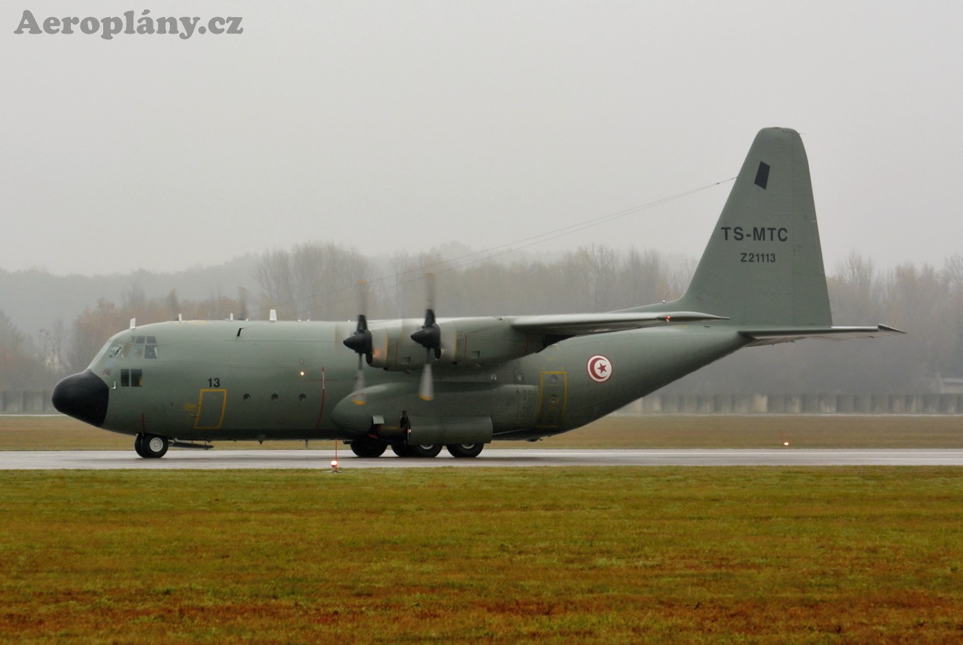 Lockheed C-130B Hercules - TS-MTC/Z21113