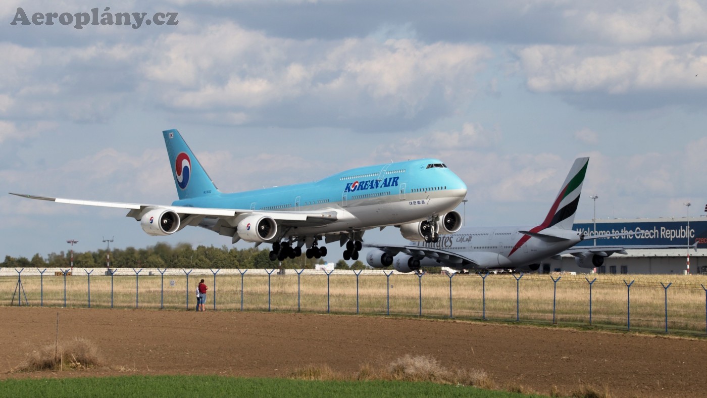 B 747/8 vs A380