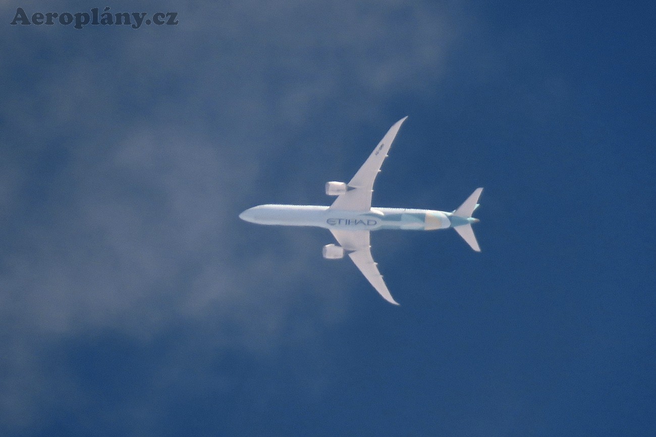 Boeing 787 Dreamliner Etihad Greenliner Livery