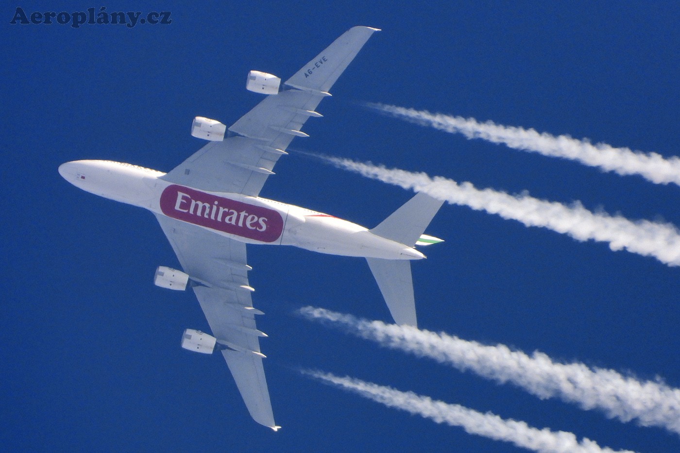 Airbus A380-842 - A6-EVE