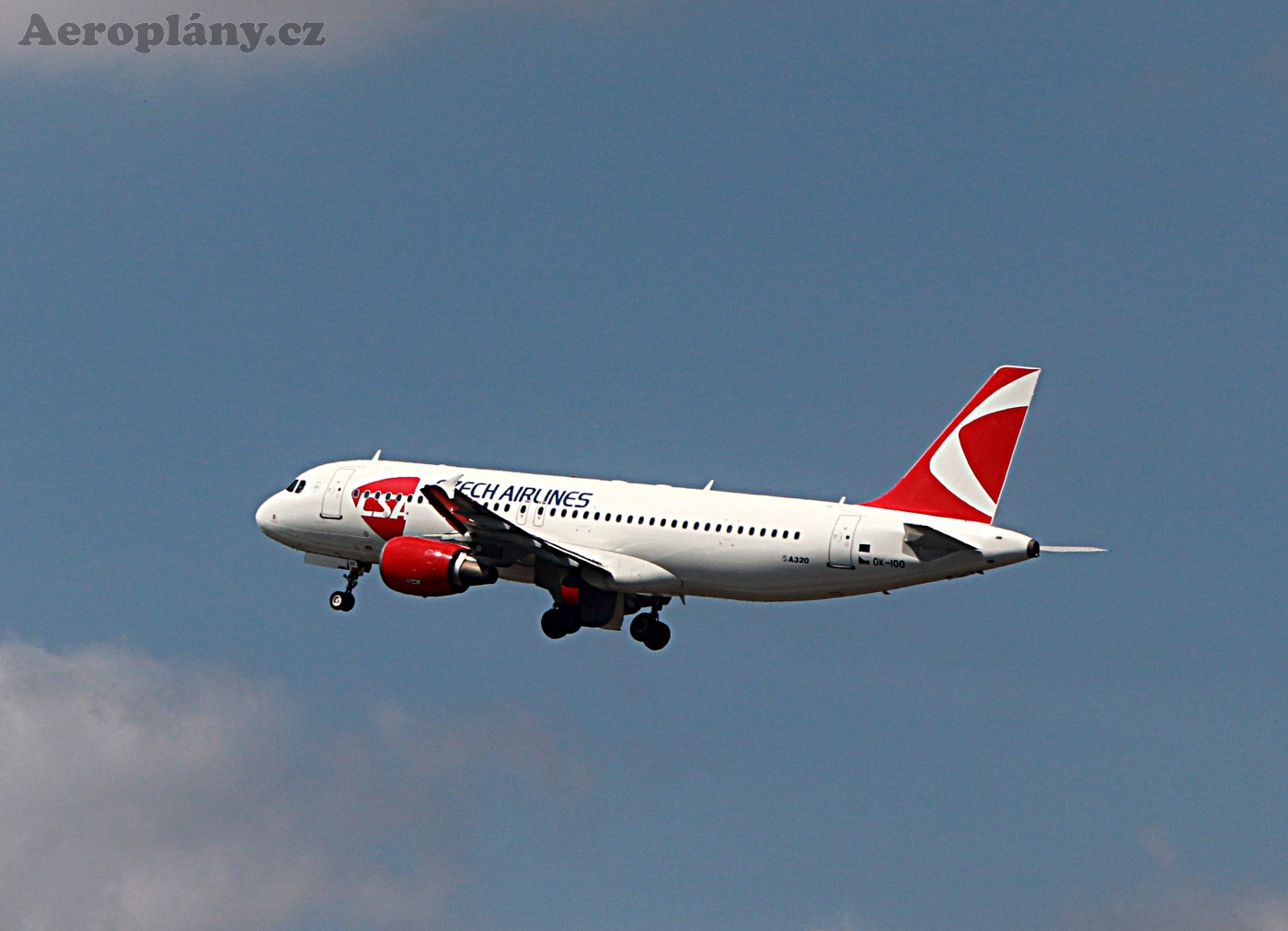 Airbus A320-214