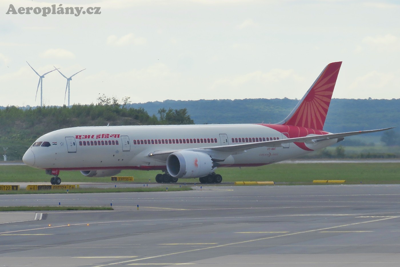 Boeing 787-8 Dreamliner - VT-NAC