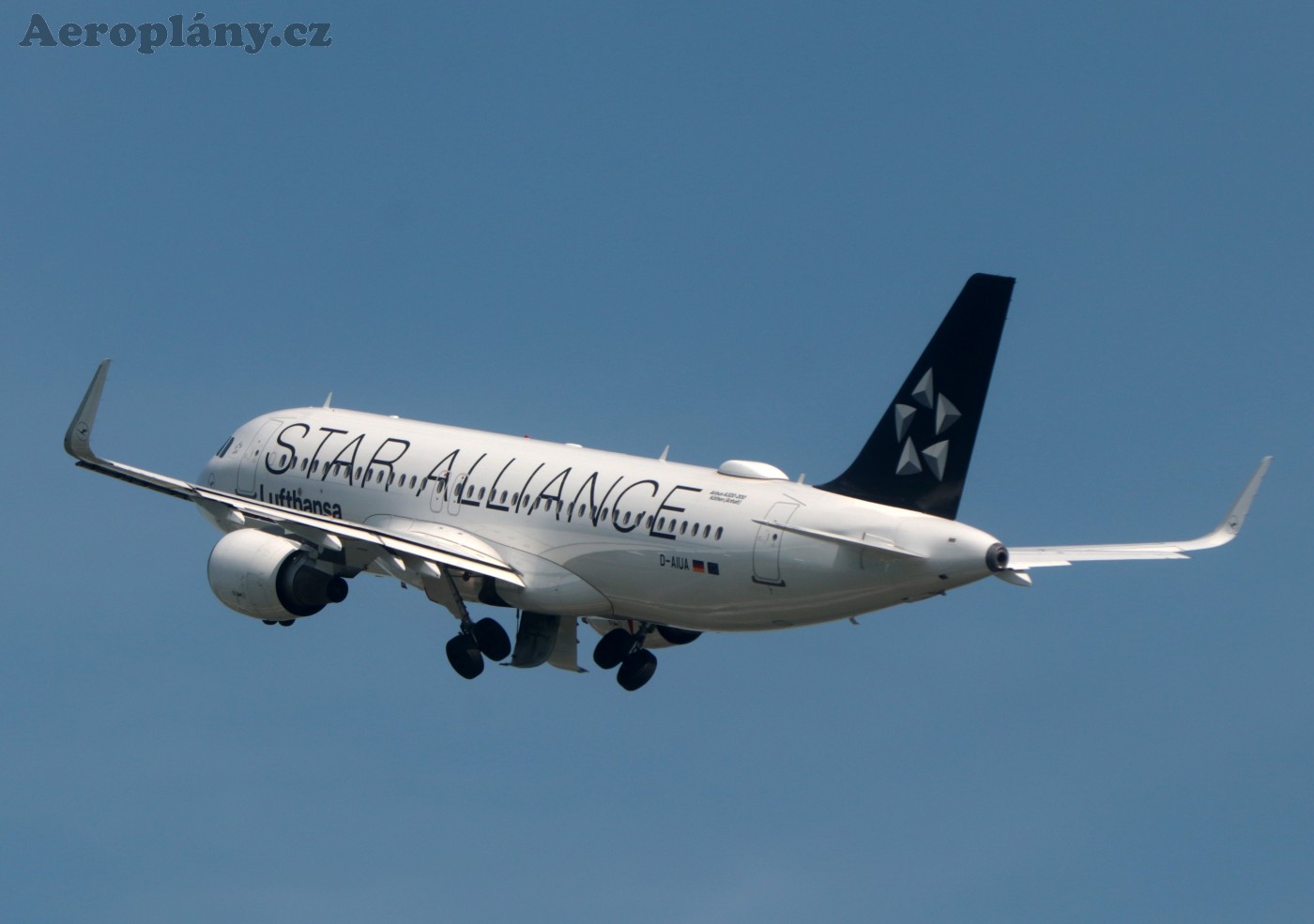 Airbus A320-214